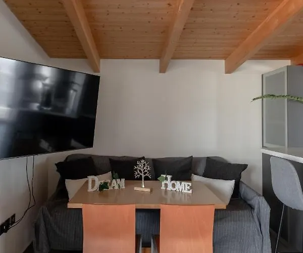 Deluxe διαμερισμα Patras