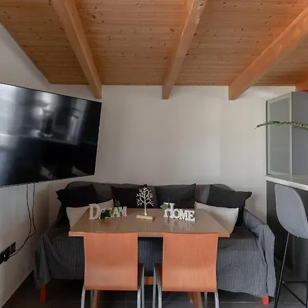 Deluxe διαμερισμα Patras