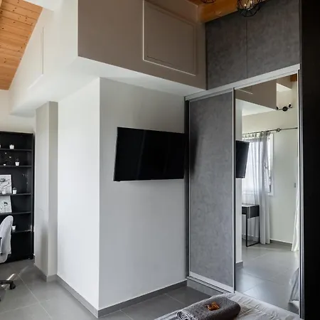 Deluxe διαμερισμα Patras