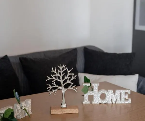 Deluxe διαμερισμα Apartment Patras